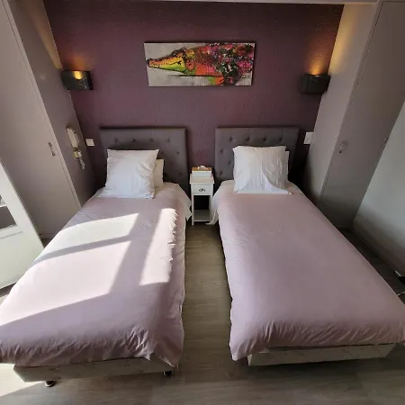 Aragon Hotel