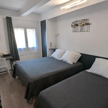 Aragon Hotel
