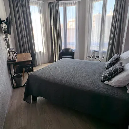 Hotel Aragon 2*