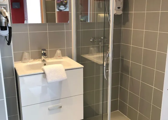 Aragon - Centre Gare מלון 2*