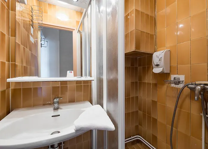 מלון Aragon - Centre Gare 2*