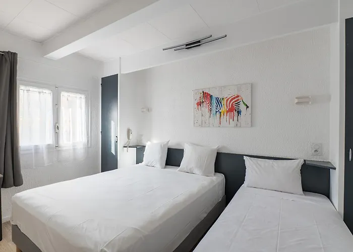 Aragon - Centre Gare מלון